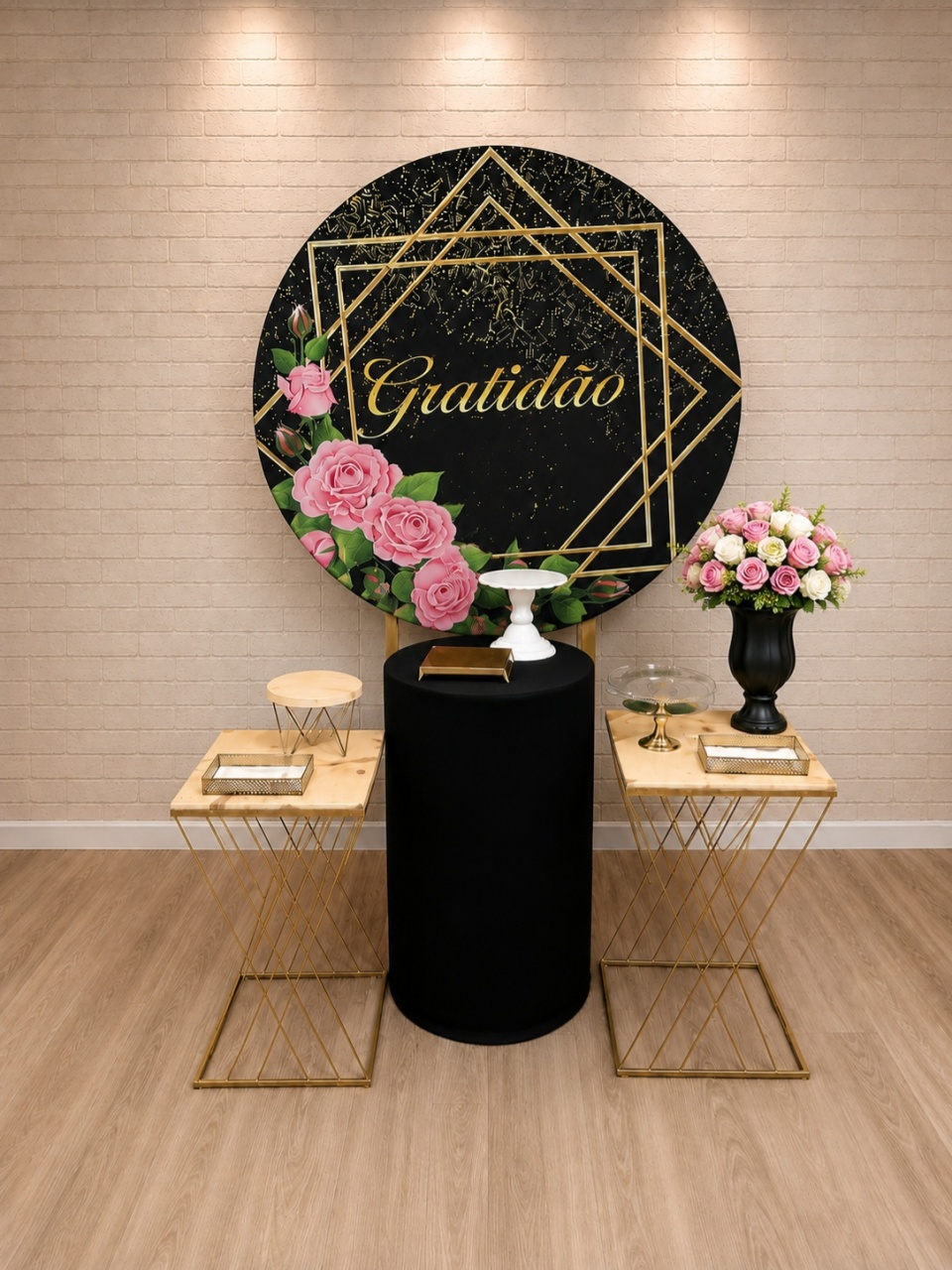Alugue Decoração - Gratidão ( Modelo 2) - HZM Decoração e Locação