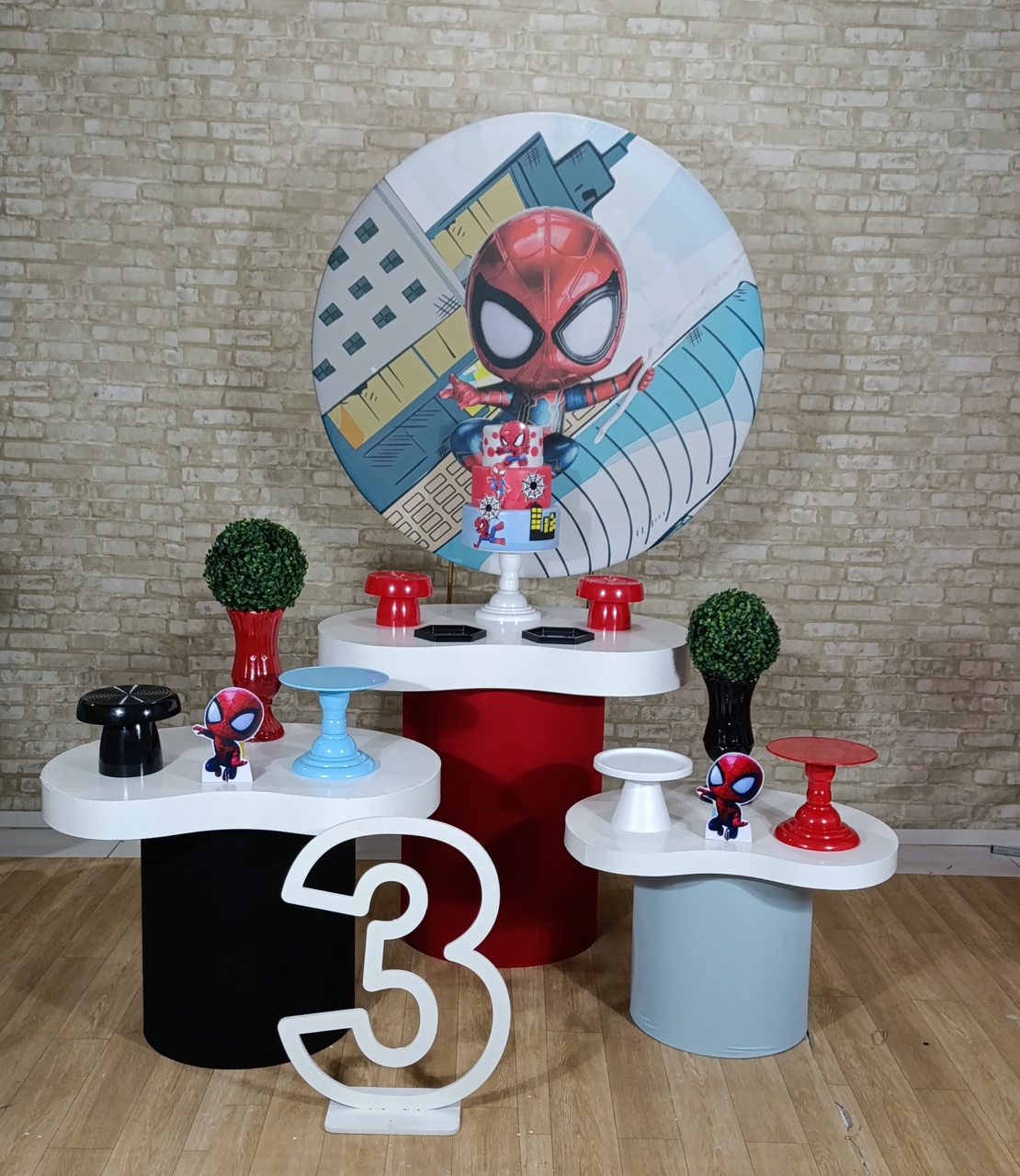 Alugue Decoração Homem Aranha Cuti ( Modelo 10) - HZM Decoração e Locação