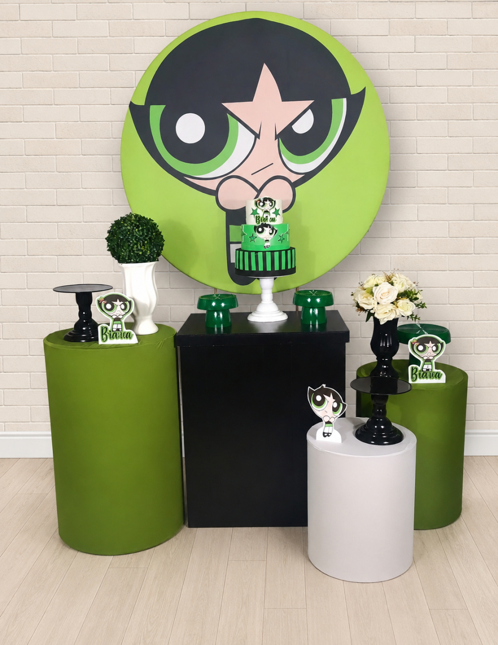 Alugue Decoração Docinho ( Modelo 2) - HZM Decoração e Locação