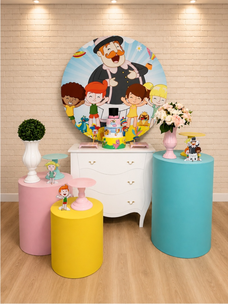 Alugue Decoração Mundo Bita (Modelo 2) - HZM Decoração e Locação