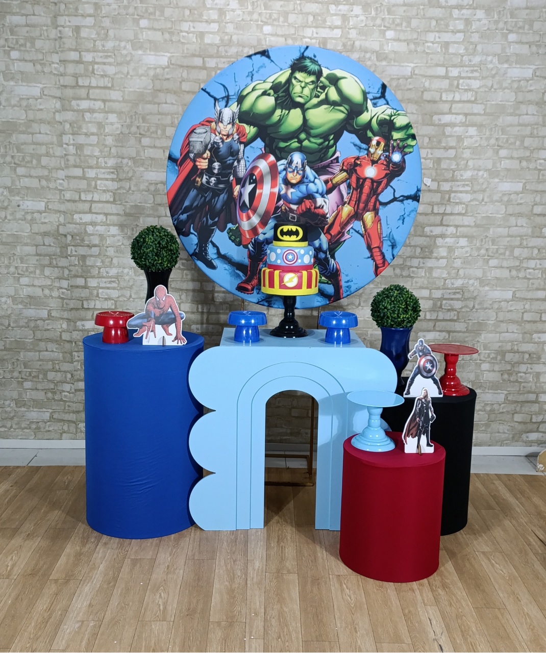 Alugue Decoração Vingadores (Modelo 3) - HZM Decoração e Locação