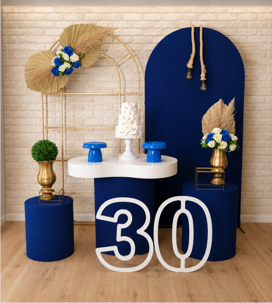 Alugue  Decoração 30 Anos ( Modelo 3) - HZM Decoração e Locação
