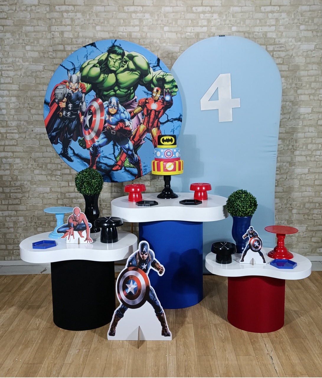Alugue Decoração Vingadores (Modelo 15) - HZM Decoração e Locação