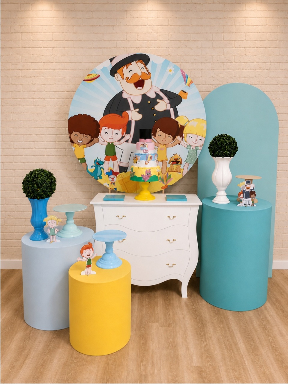 Alugue Decoração Mundo Bita (Modelo 3) - HZM Decoração e Locação
