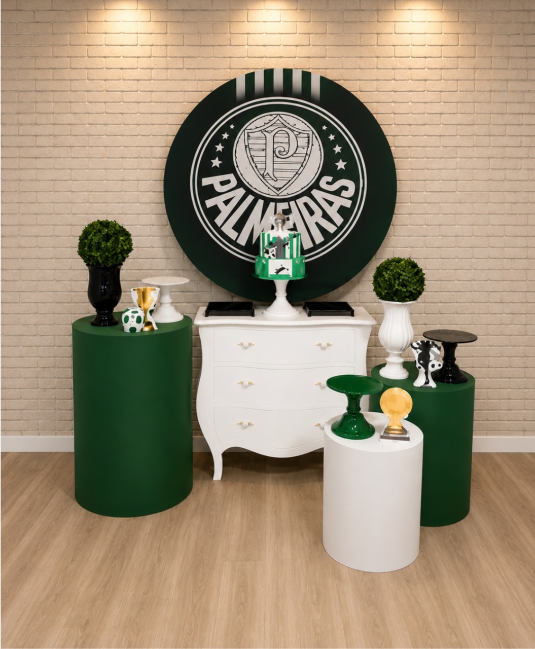 Alugue Decoração Palmeiras (Modelo 2) - HZM Decoração e Locação