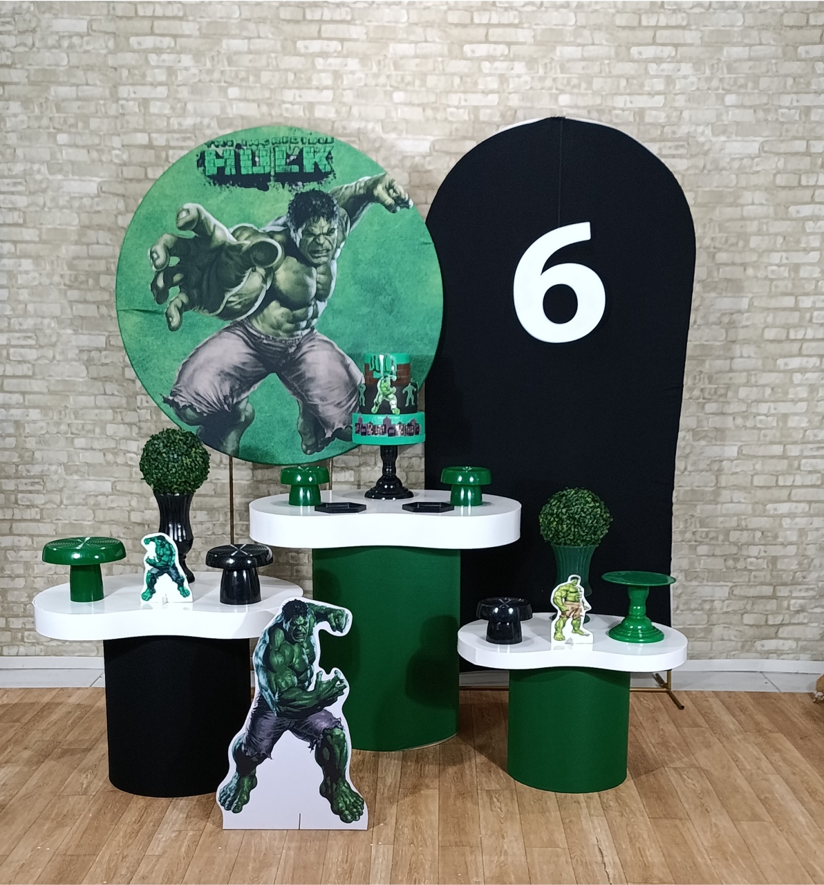 Alugue Decoração Hulk (Modelo 4) - HZM Decoração e Locação