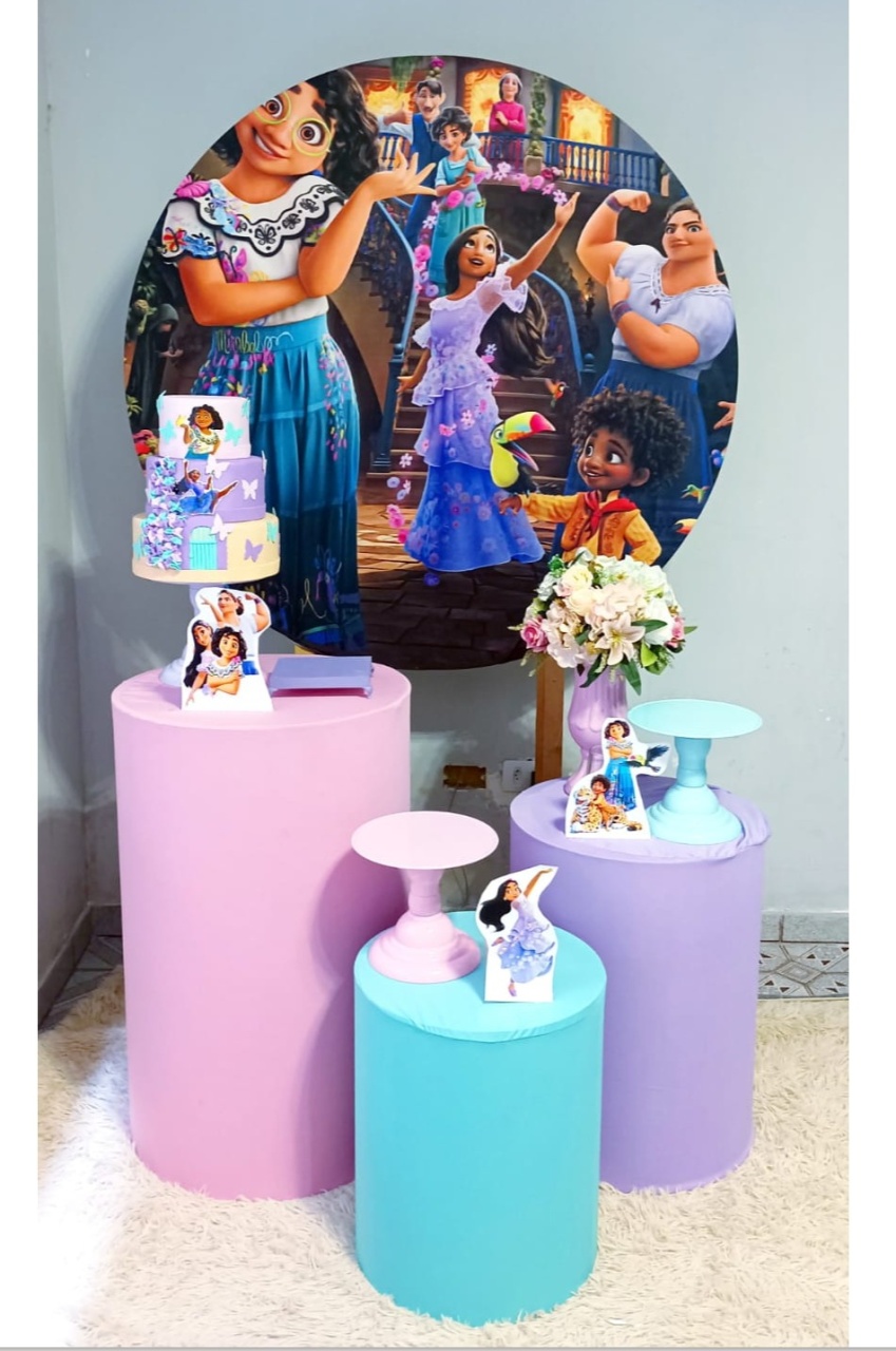 Alugue Decoração Encanto ( Modelo 1) - HZM Decoração e Locação