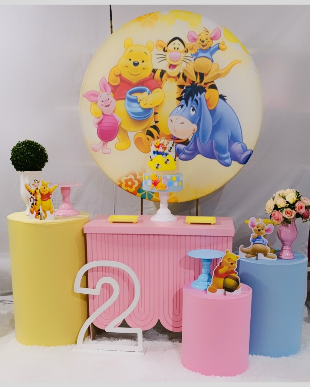 Alugue Decoração Ursinho Pooh (Modelo 2) - HZM Decoração e Locação