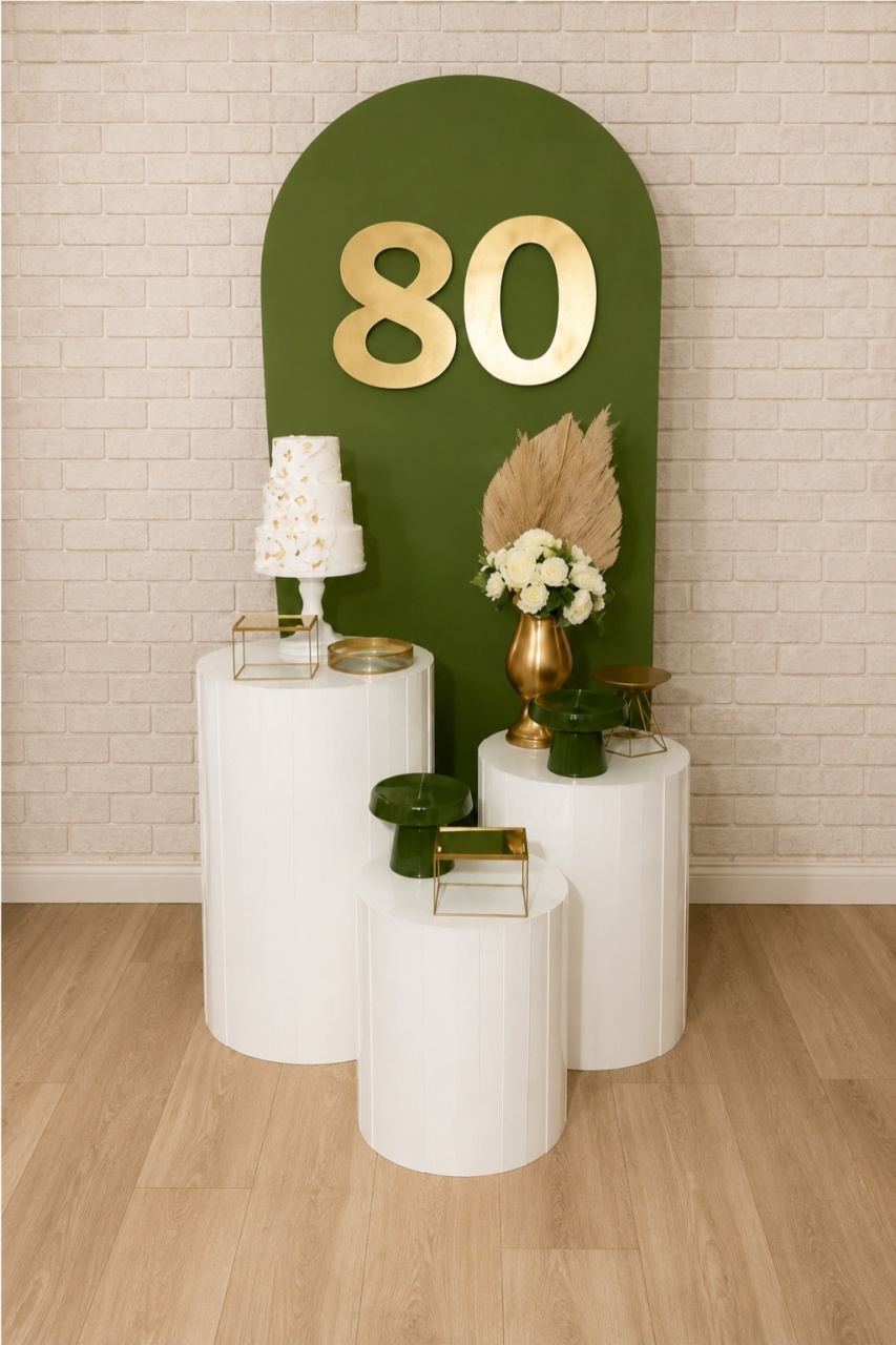 Alugue Decoração 80 Anos (Modelo 10) - HZM Decoração e Locação