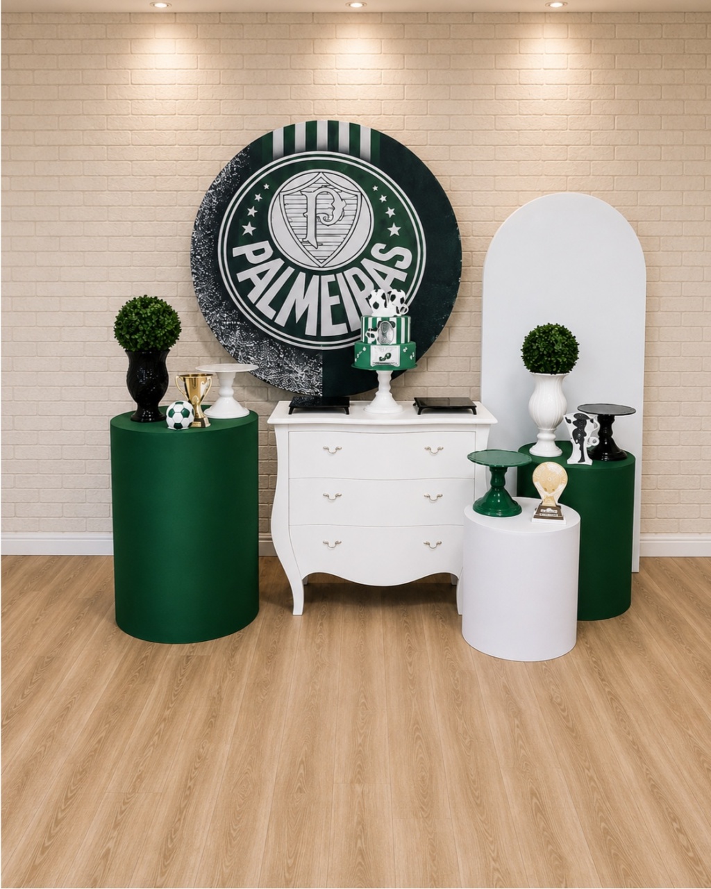 Alugue Decoração Palmeiras (Modelo 3) - HZM Decoração e Locação