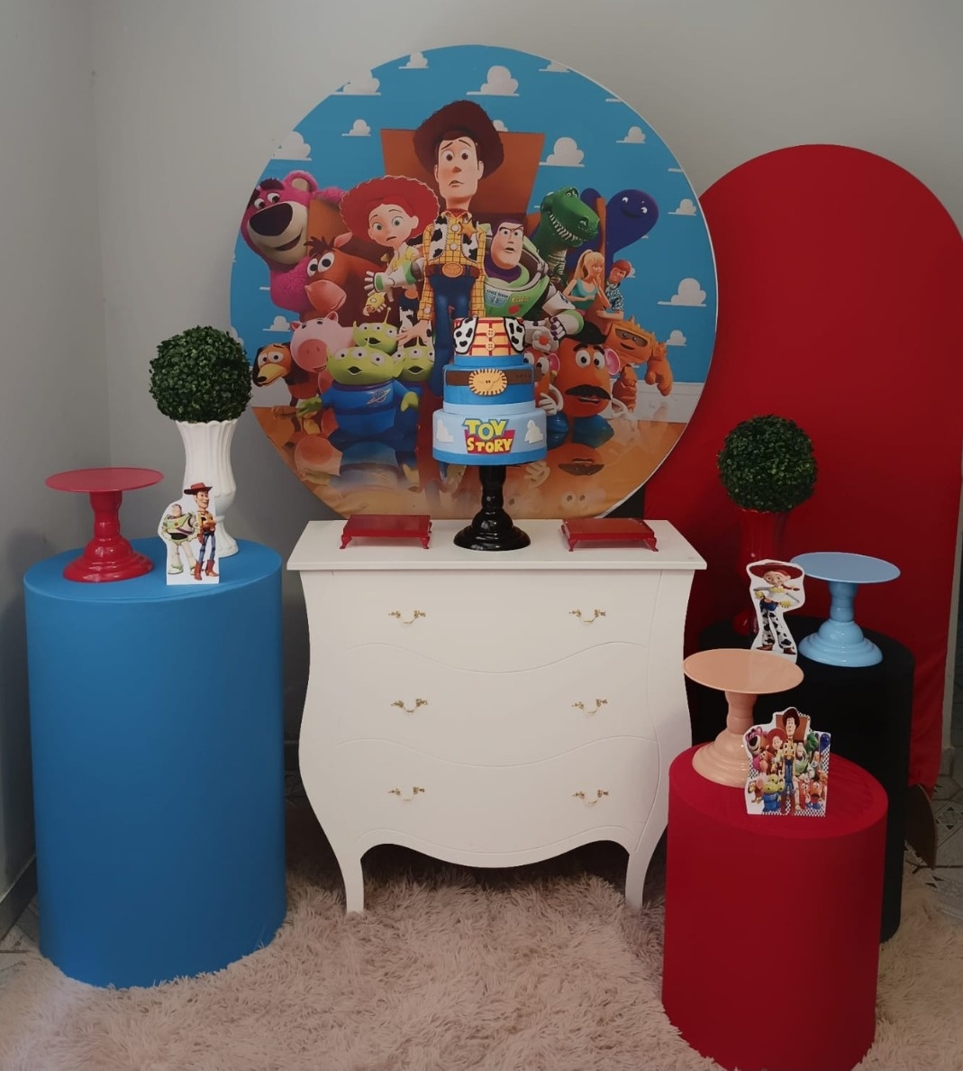 Alugue Decoração Tory Story ( Modelo 3) - HZM Decoração e Locação