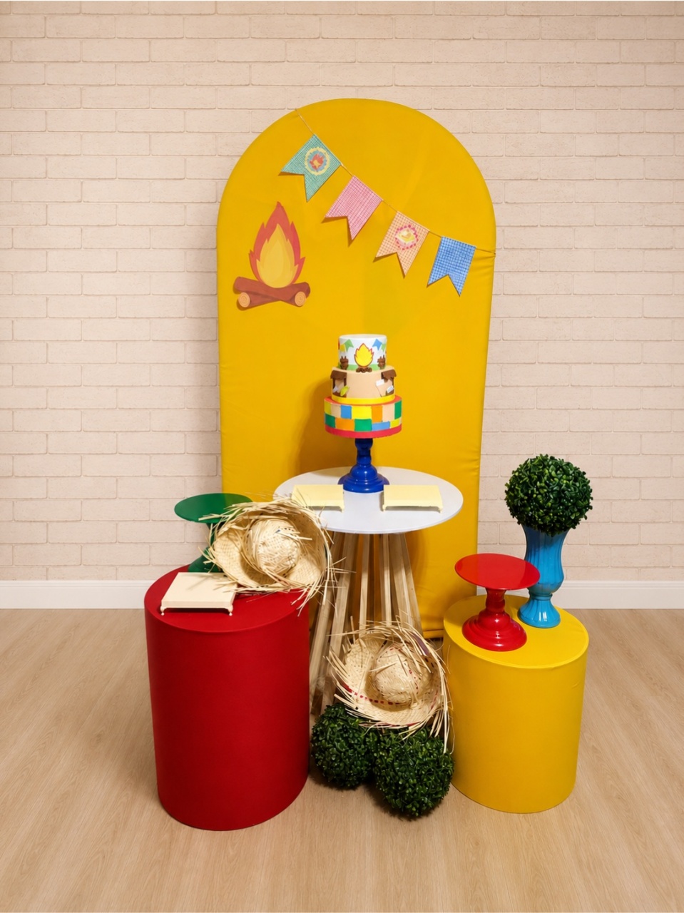 Alugue Decoração Festa Junina (Modelo 11) - HZM Decoração e Locação