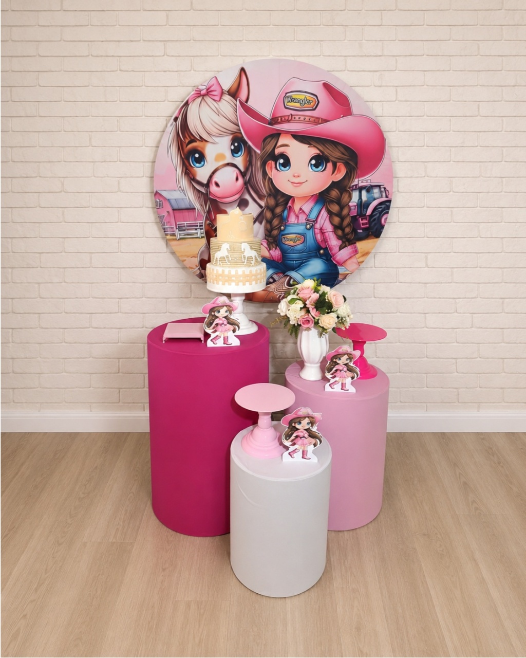 Alugue Decoração Menina Cowtry ( Modelo 1) - HZM Decoração e Locação