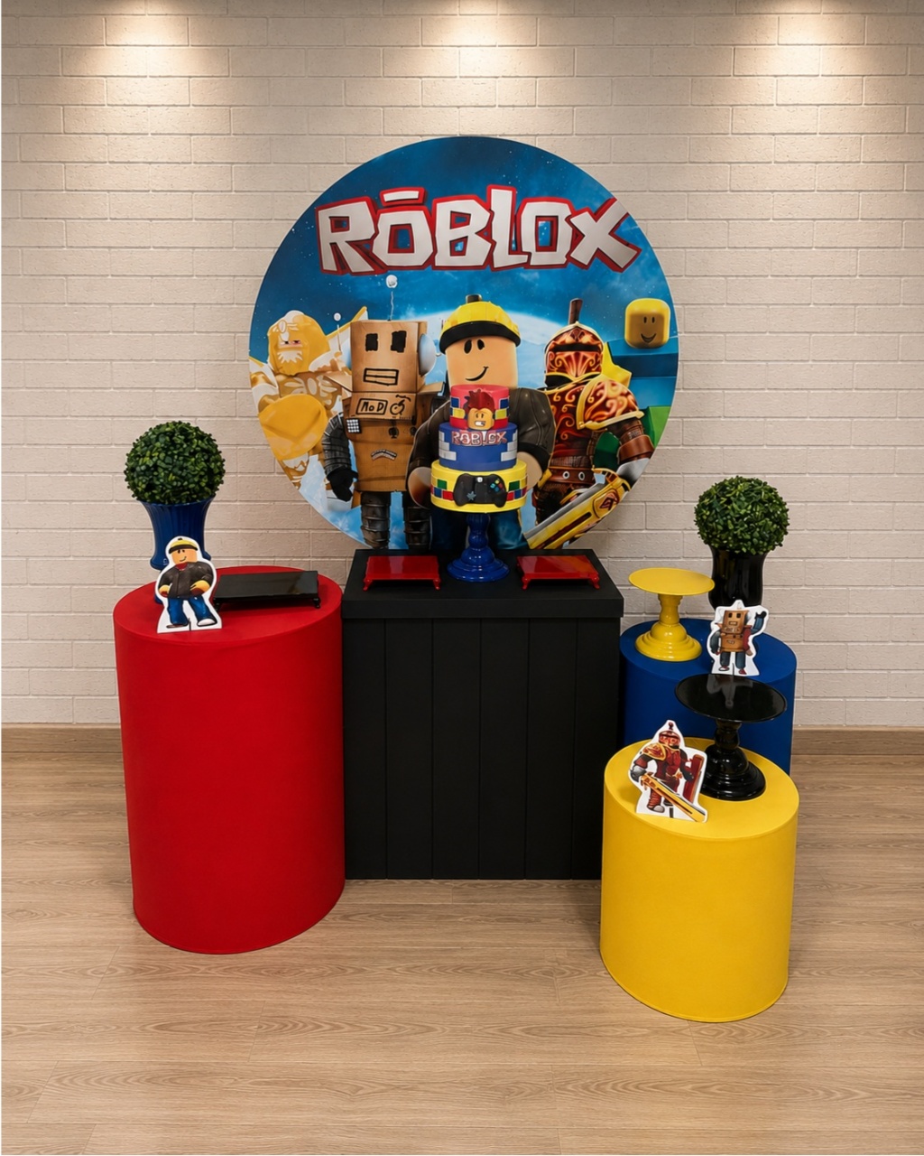 Alugue Decoração Roblox (Modelo 2) - HZM Decoração e Locação