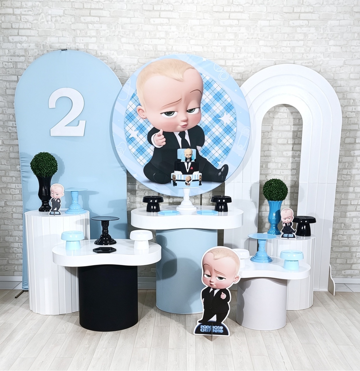 Alugue Decoração Poderoso Chefinho (Modelo 18) - HZM Decoração e Locação