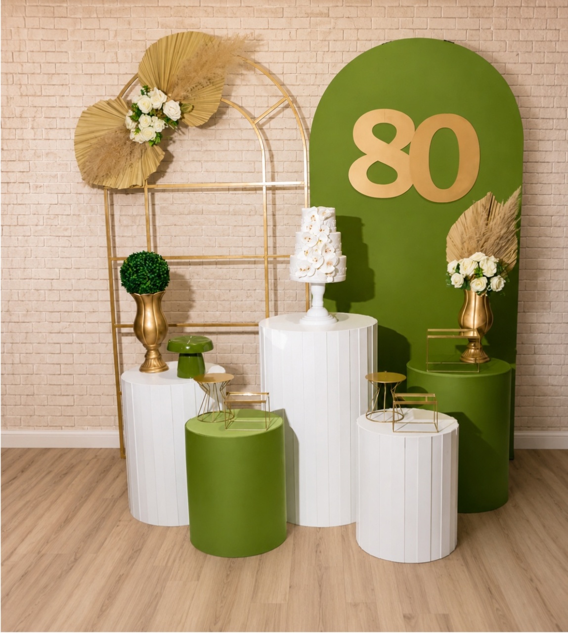 Alugue Decoração 80 Anos (Modelo 6) - HZM Decoração e Locação