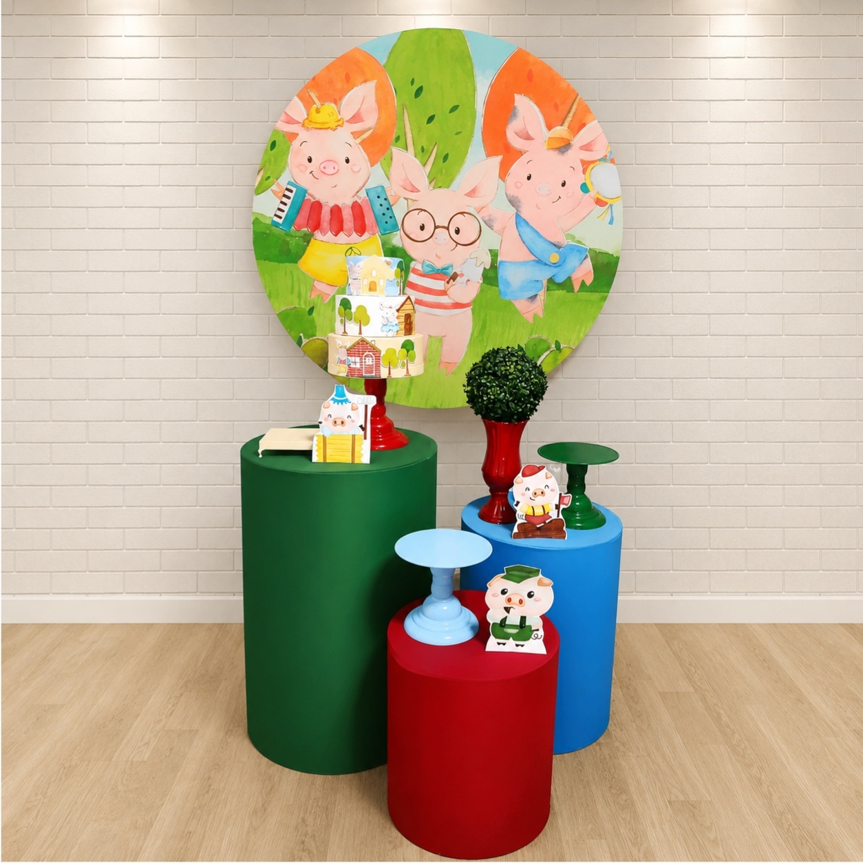 Alugue Decoração Três Porquinhos (Modelo 1) - HZM Decoração e Locação