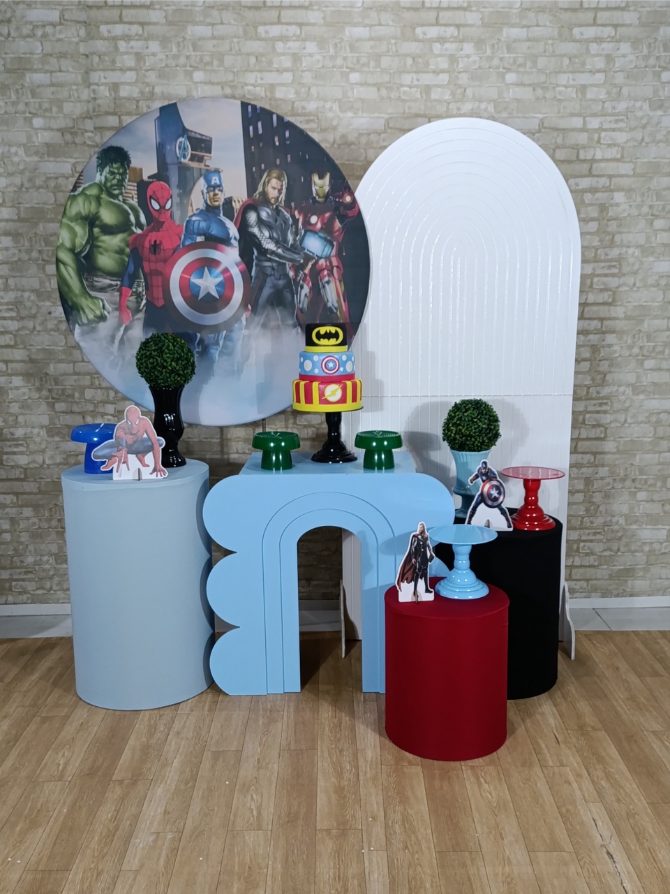 Alugue Decoração Vingadores (Modelo 8) - HZM Decoração e Locação