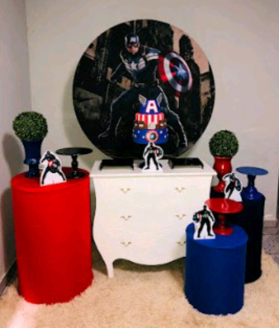 Alugue Decoração Capitão America (Modelo 2) - HZM Decoração e Locação