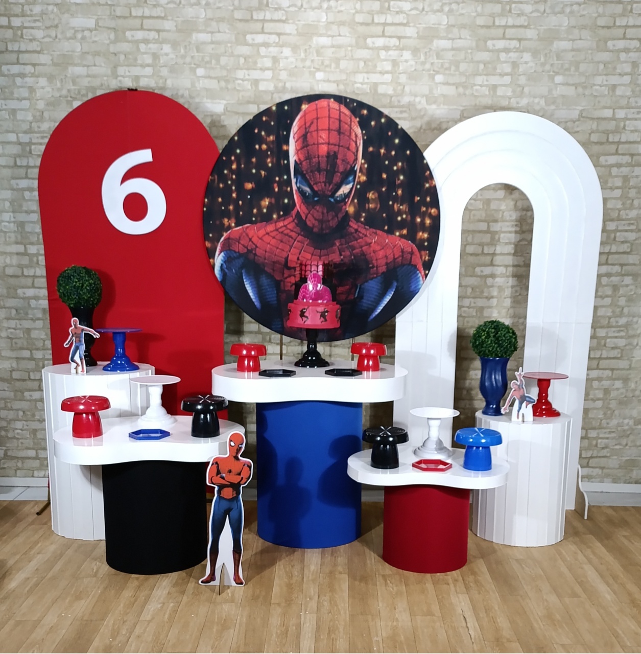 Alugue Decoração Homem Aranha (Modelo 24) - HZM Decoração e Locação