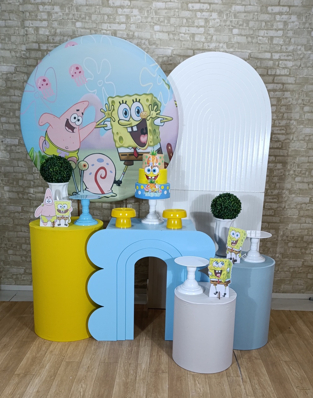 Alugue Decoração Bob Esponja ( Modelo 6) - HZM Decoração e Locação