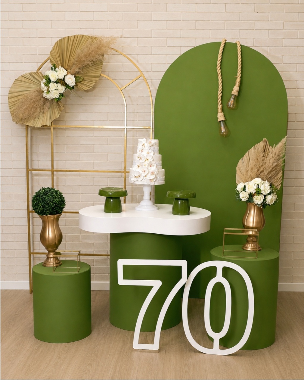 Alugue Decoração 70 Anos (Modelo 4) - HZM Decoração e Locação