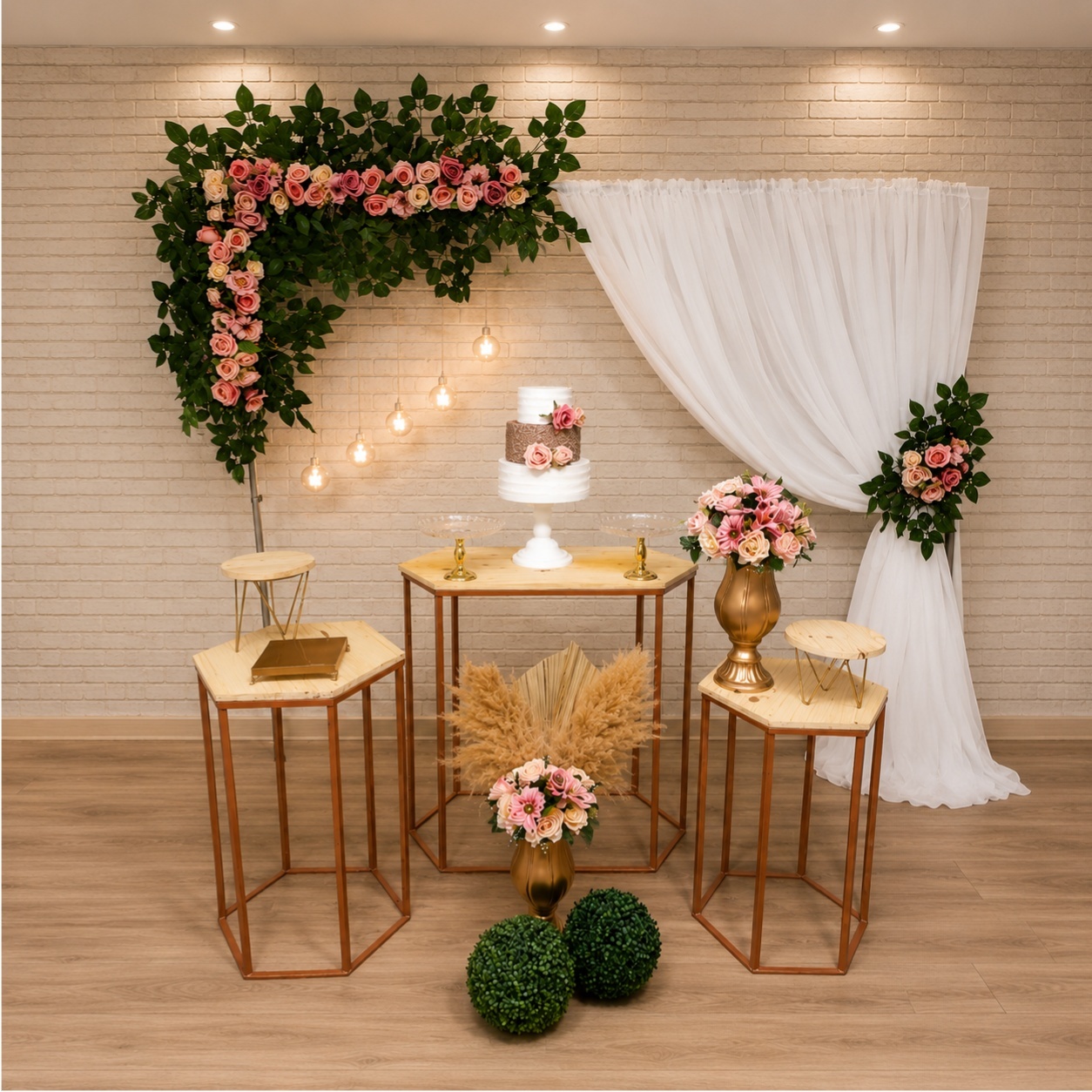 Alugue Decoração Noivado & Casamento (Modelo 28) - HZM Decoração e Locação