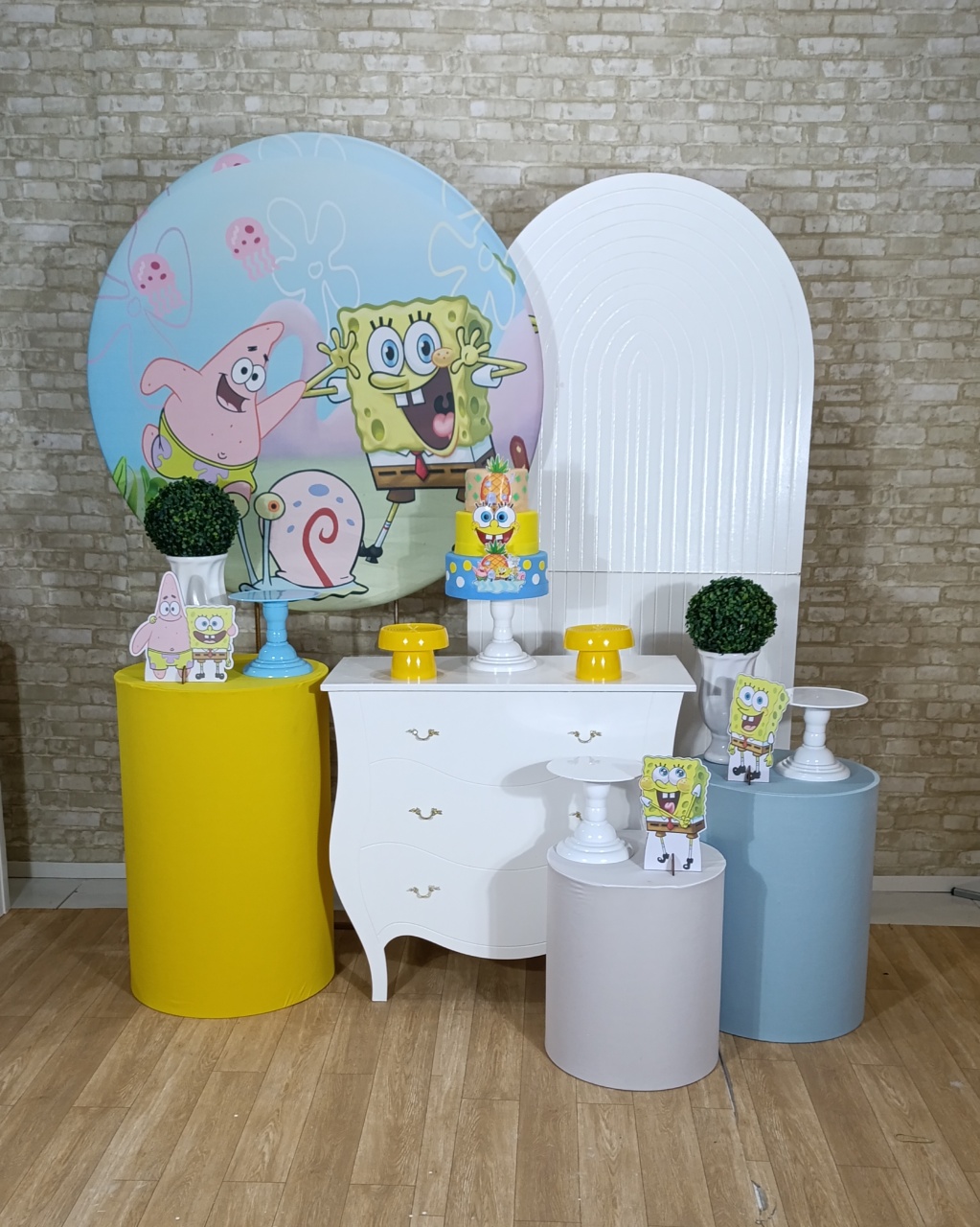 Alugue Decoração Bob Esponja ( Modelo 5) - HZM Decoração e Locação