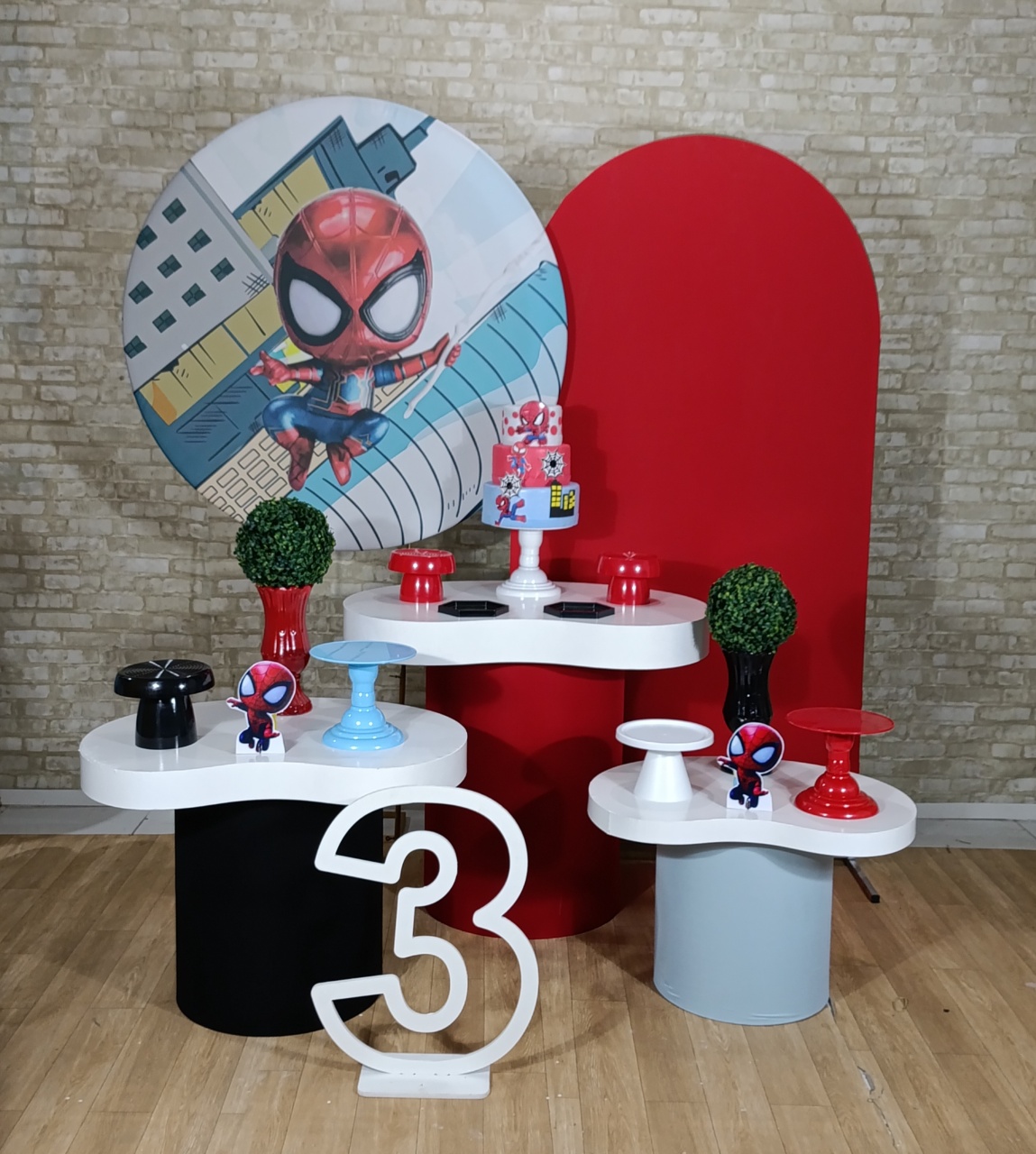 Alugue Decoração Homem Aranha Cuti ( Modelo 11) - HZM Decoração e Locação