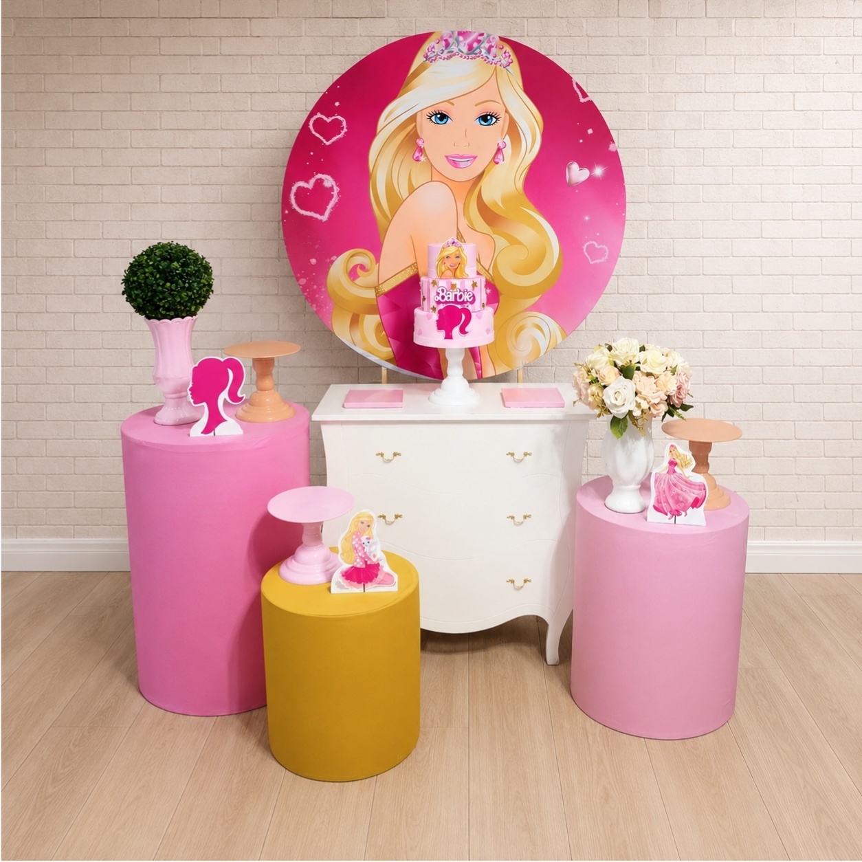 Alugue Decoração Barbie ( Modelo 2) - HZM Decoração e Locação