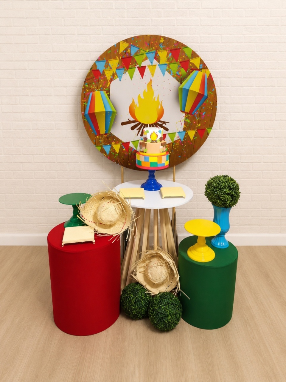 Alugue Decoração Festa Junina (Modelo 3) - HZM Decoração e Locação