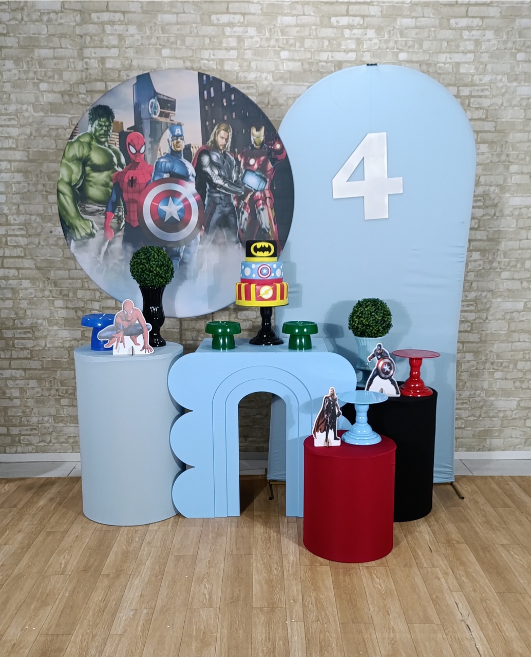 Alugue Decoração Vingadores (Modelo 5) - HZM Decoração e Locação