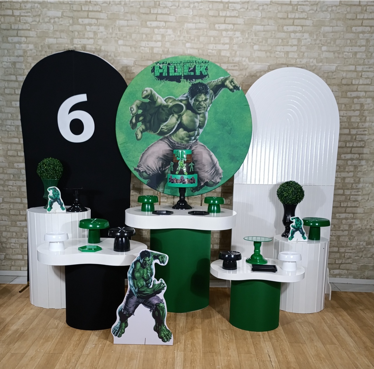 Alugue Decoração Hulk (Modelo 9) - HZM Decoração e Locação