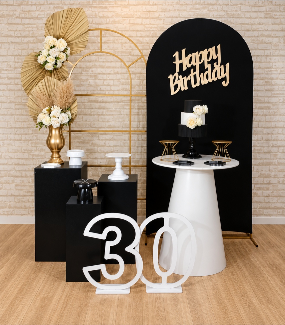 Alugue Decoração 30 Anos ( Modelo 13) - HZM Decoração e Locação