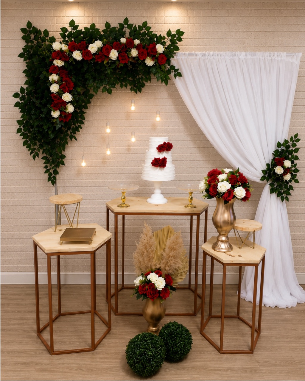 Alugue Decoração Noivado & Casamento (Modelo 11) - HZM Decoração e Locação