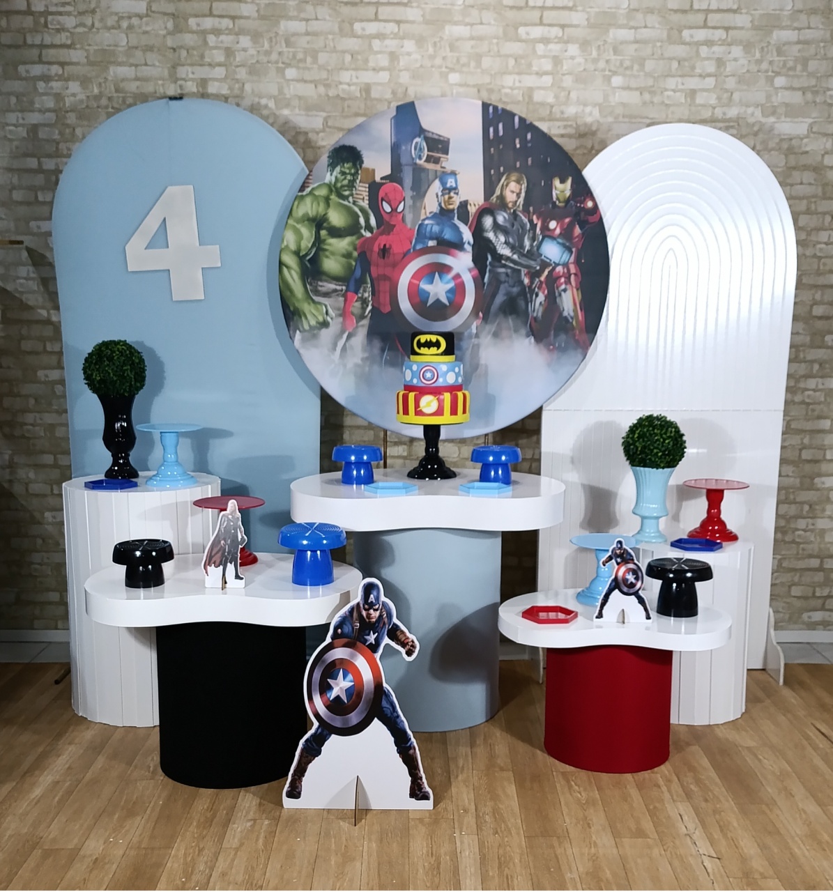 Alugue Decoração Vingadores (Modelo 21) - HZM Decoração e Locação