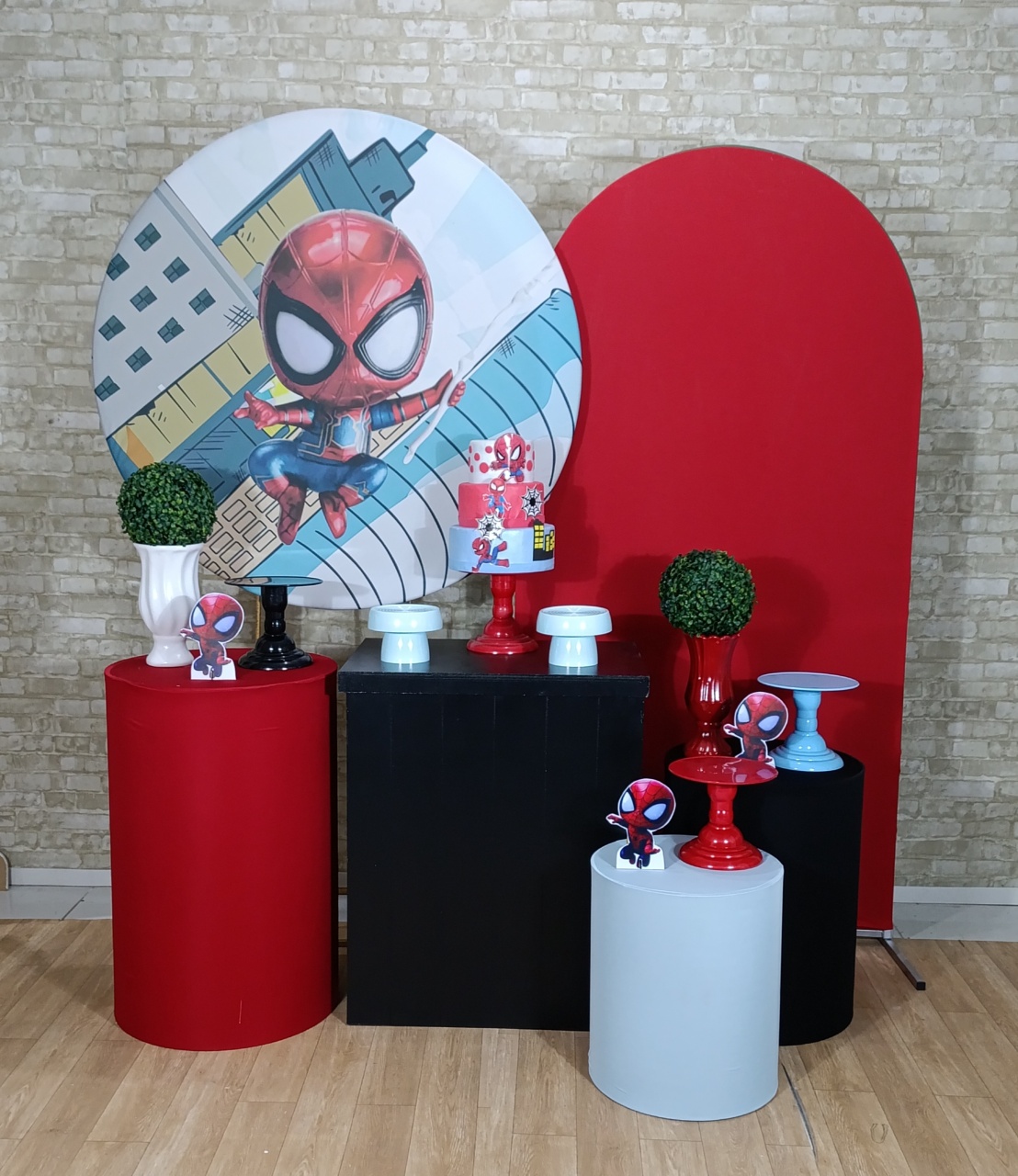 Alugue Decoração Homem Aranha Cuti ( Modelo 3) - HZM Decoração e Locação