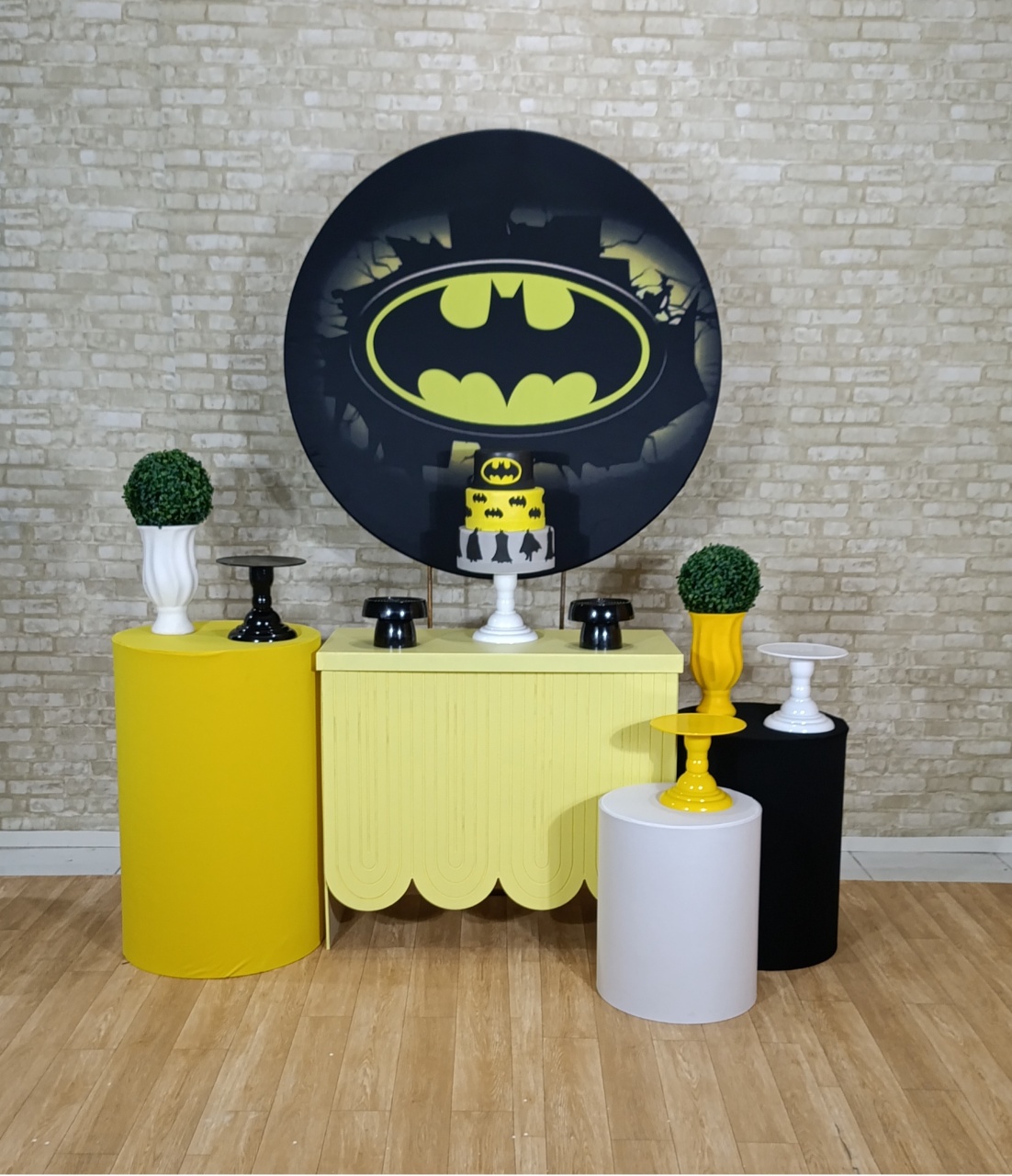 Alugue Decoração Batman  ( Modelo 3) - HZM Decoração e Locação