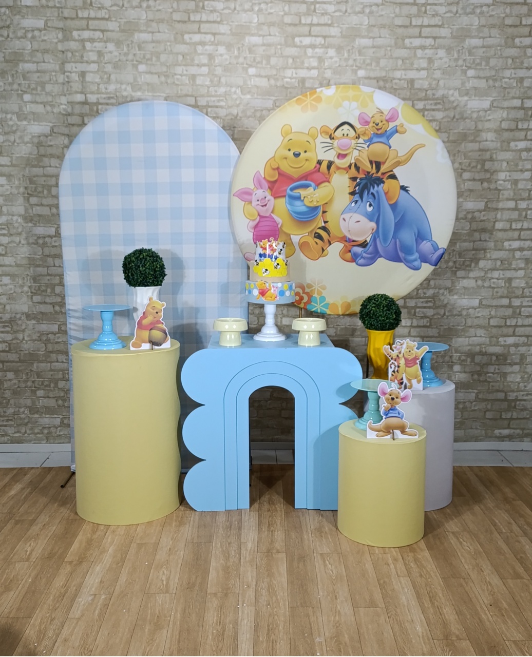 Alugue Decoração Ursinho Pooh ( Modelo 3) - HZM Decoração e Locação