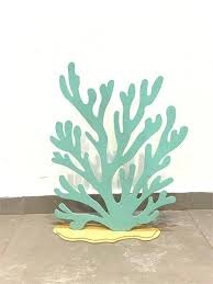Display de Chão Alga Verde Em Mdf - Amanda Bastos Decor