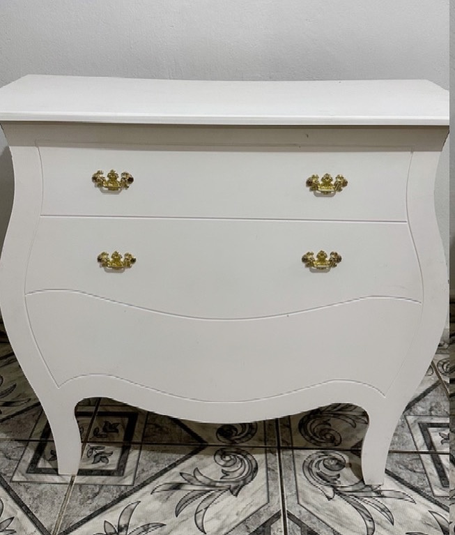 Cômoda Bombe Branca - Amanda Bastos Decor