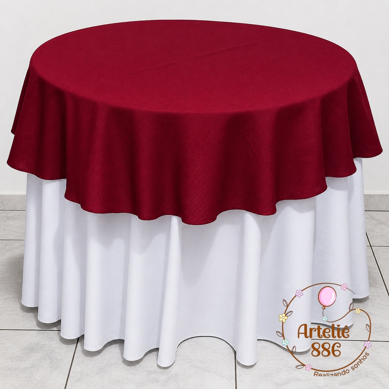Toalha Redonda Branca Babado Com Vermelho - ARTELIÊ886