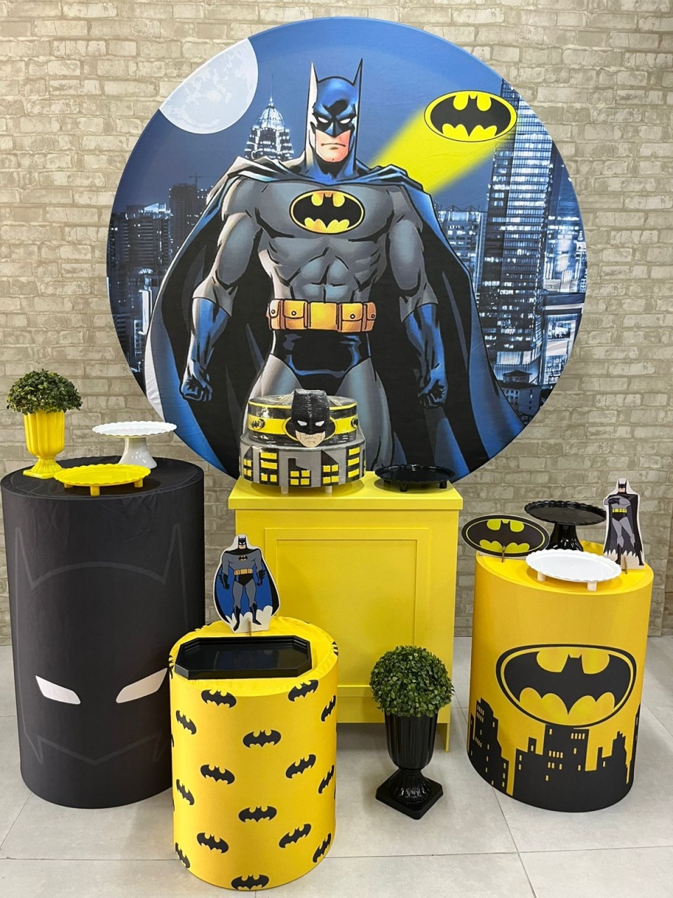 Batman Kit Ouro  - Iara Maria Arruda da Silva