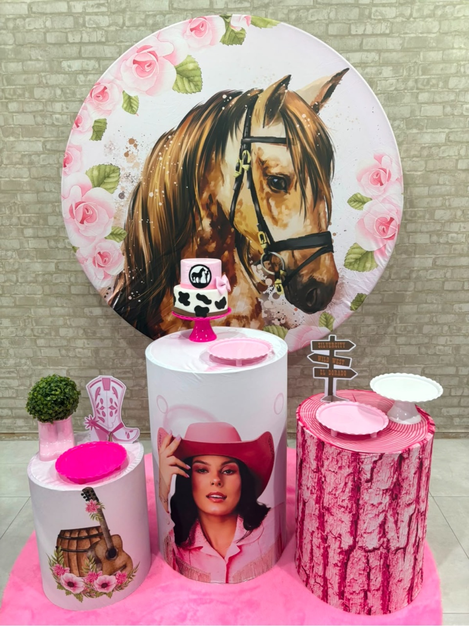 Cavalo Kit Prata (2) - Iara Maria Arruda da Silva