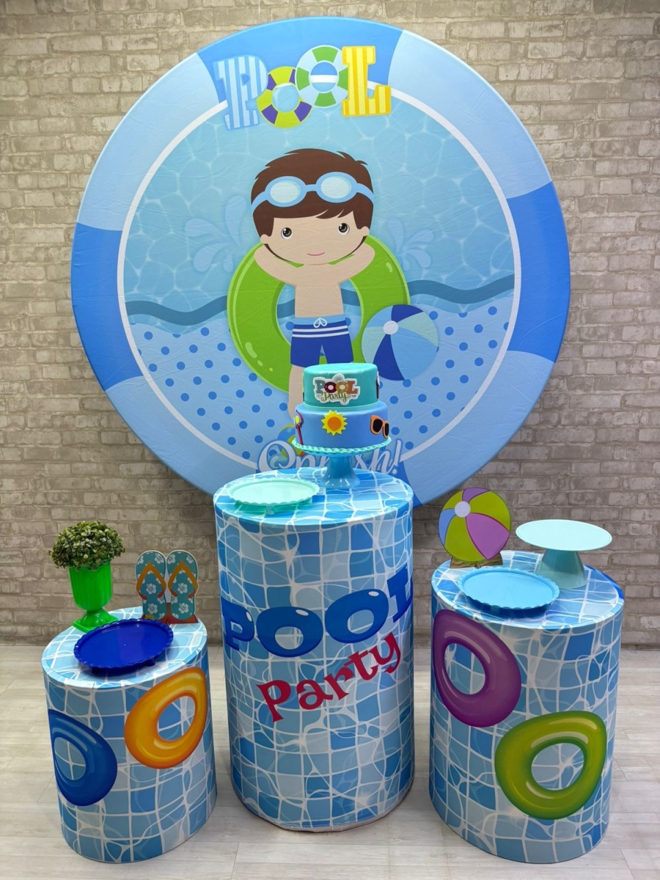 Pool Party  Kit Prata      - Iara Maria Arruda da Silva