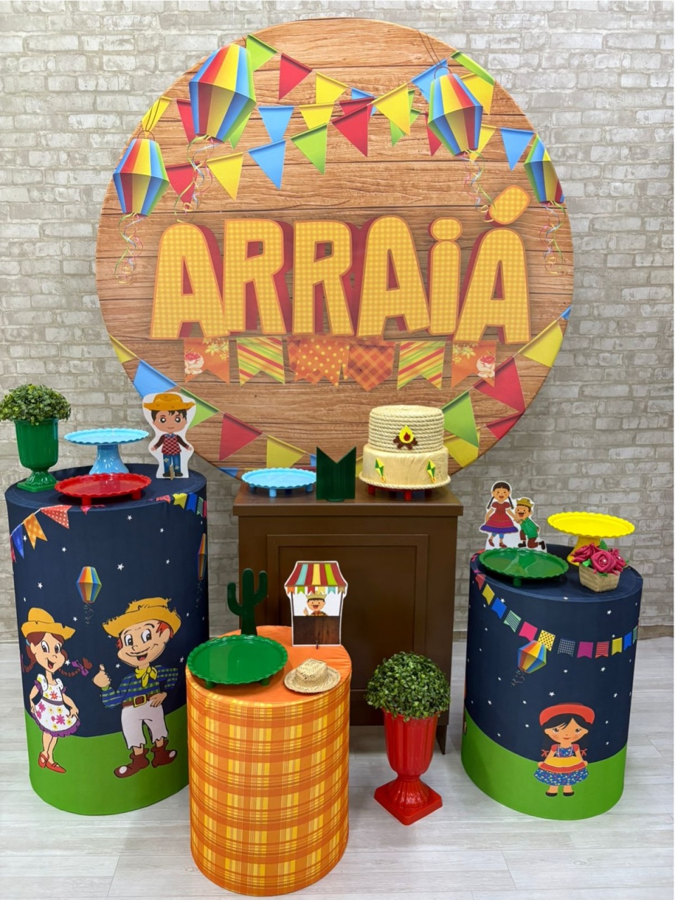 Festa Junina Kit Ouro (Arraiá) - Iara Maria Arruda da Silva