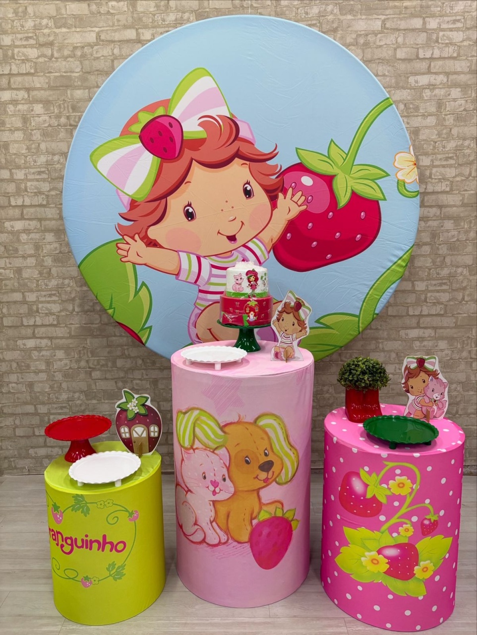 Moranguinho Cute  Kit Prata     - Iara Maria Arruda da Silva