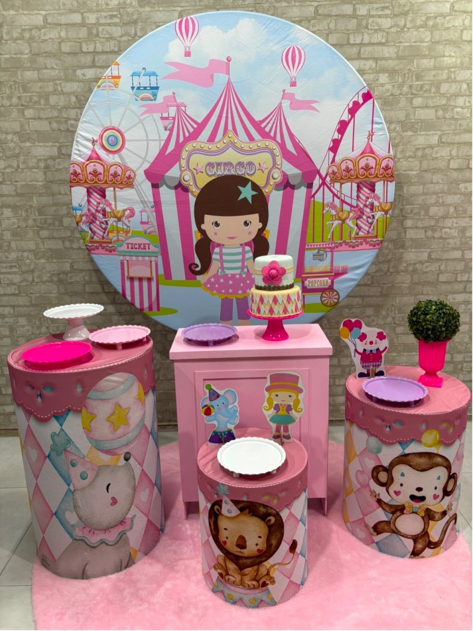 Circo Rosa Kit Ouro - Iara Maria Arruda da Silva