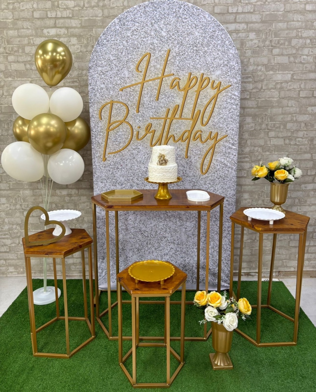 Happy Birthday  Kit Ouro     - Iara Maria Arruda da Silva