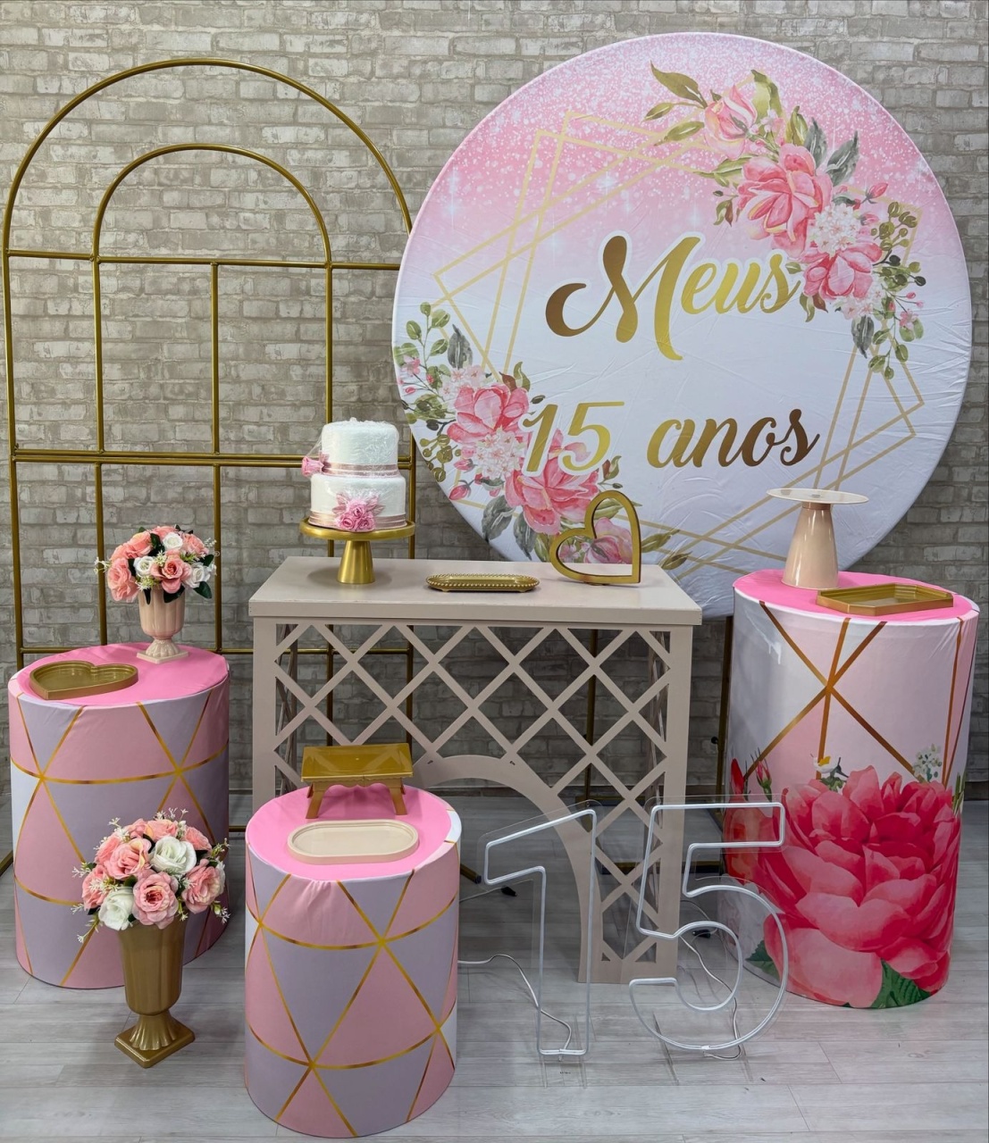 Meus 15 Anos Kit Diamante - Iara Maria Arruda da Silva